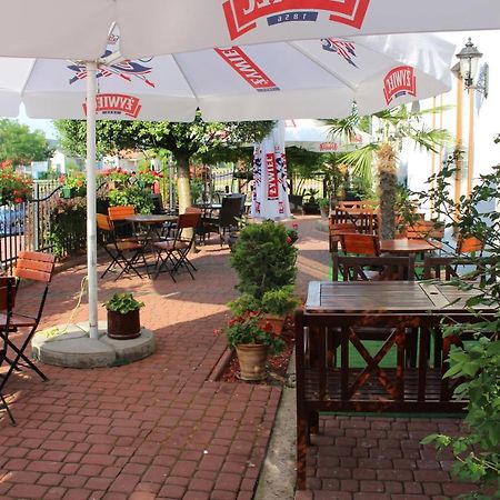 Piano Cafe B&B Mielec Exterior foto