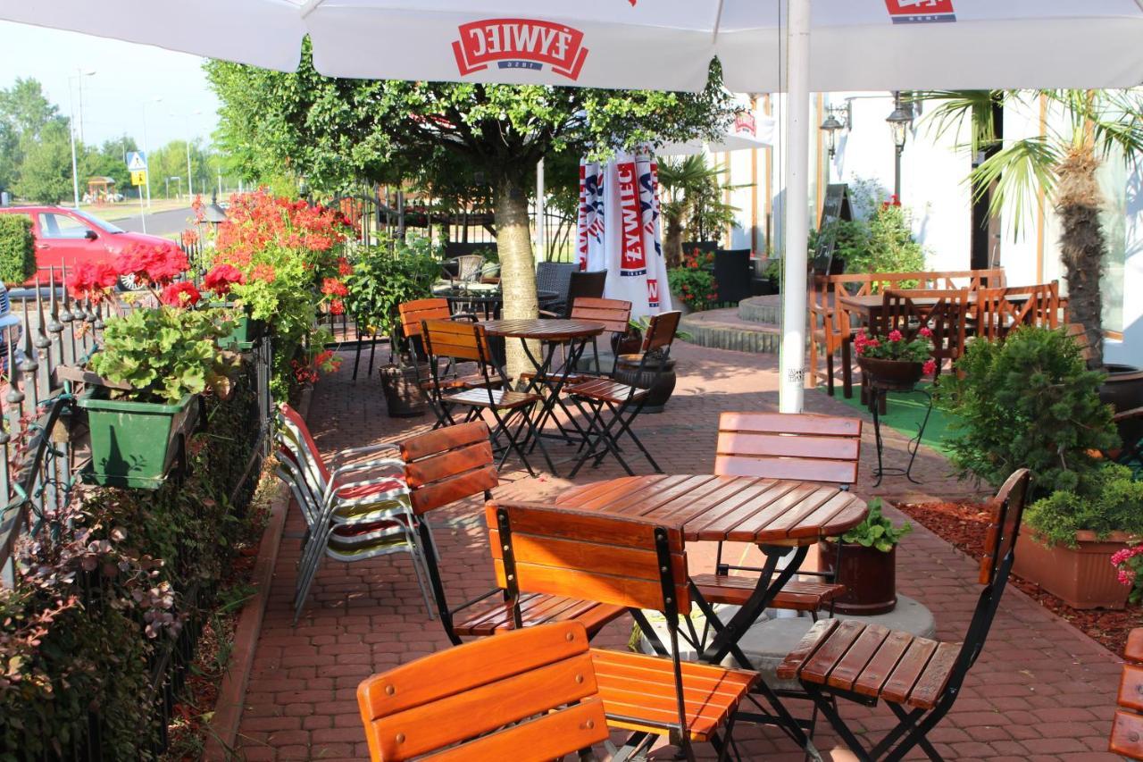 Piano Cafe B&B Mielec Exterior foto
