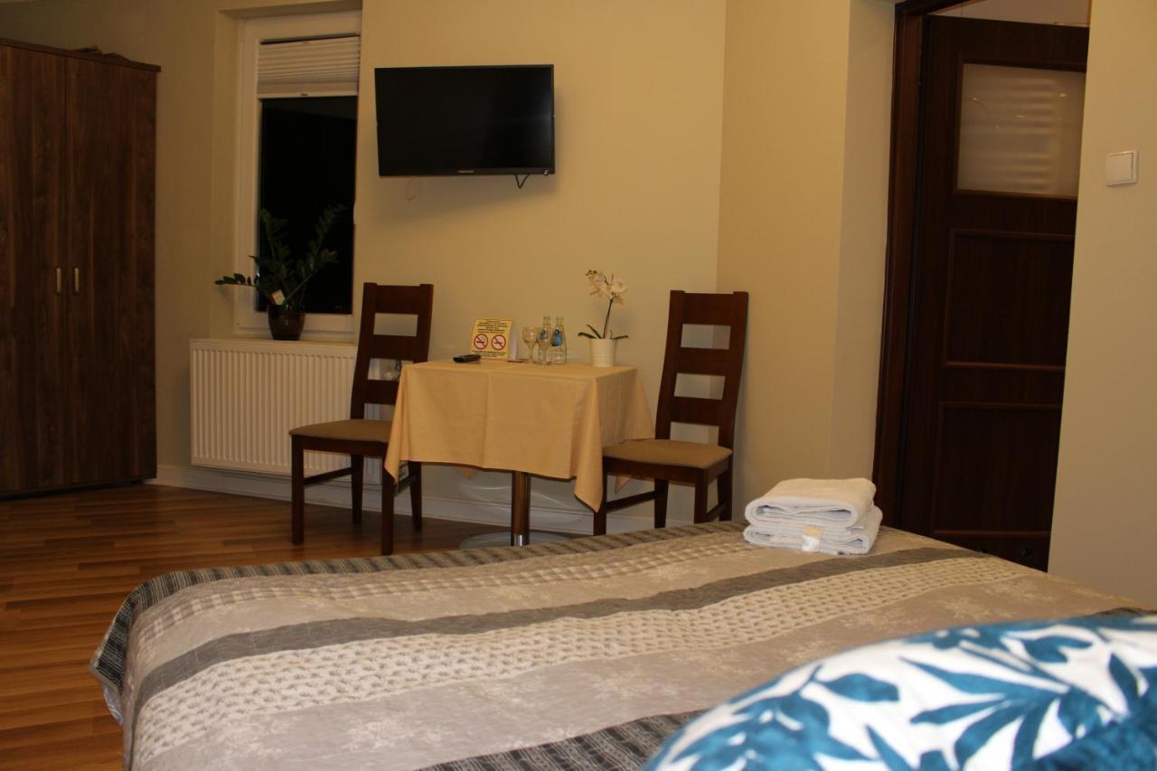 Piano Cafe B&B Mielec Exterior foto