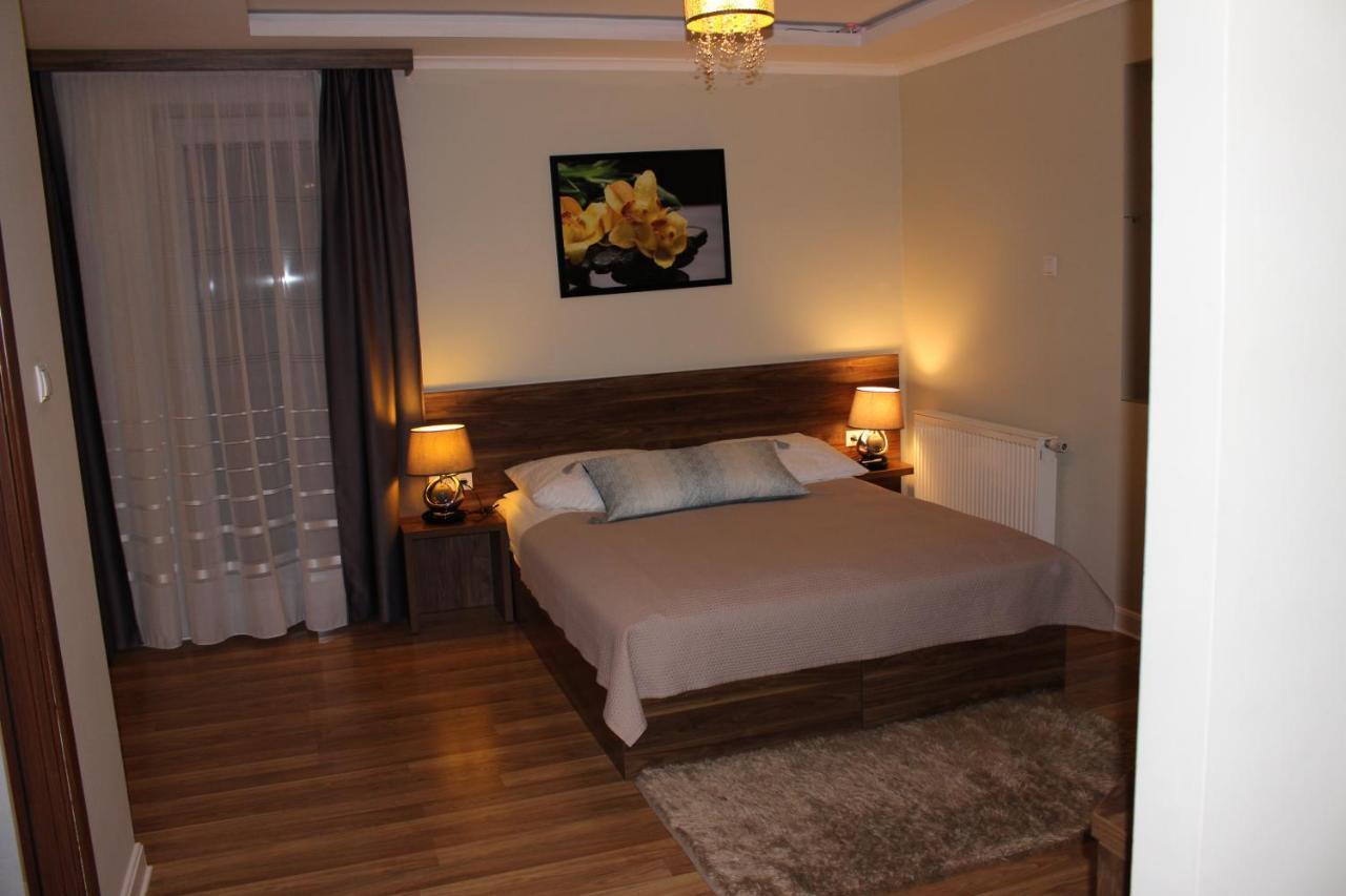 Piano Cafe B&B Mielec Exterior foto